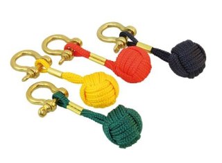 Brelok do kluczy "Węzeł Turka" z mosiężną szeklą