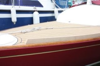 Reling na stopy DEK-KING o długości 489 cm