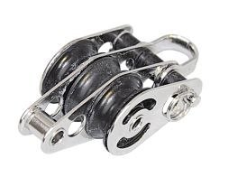 Potrójny blok z zaczepem pośrodku nylon 25 x 8 mm