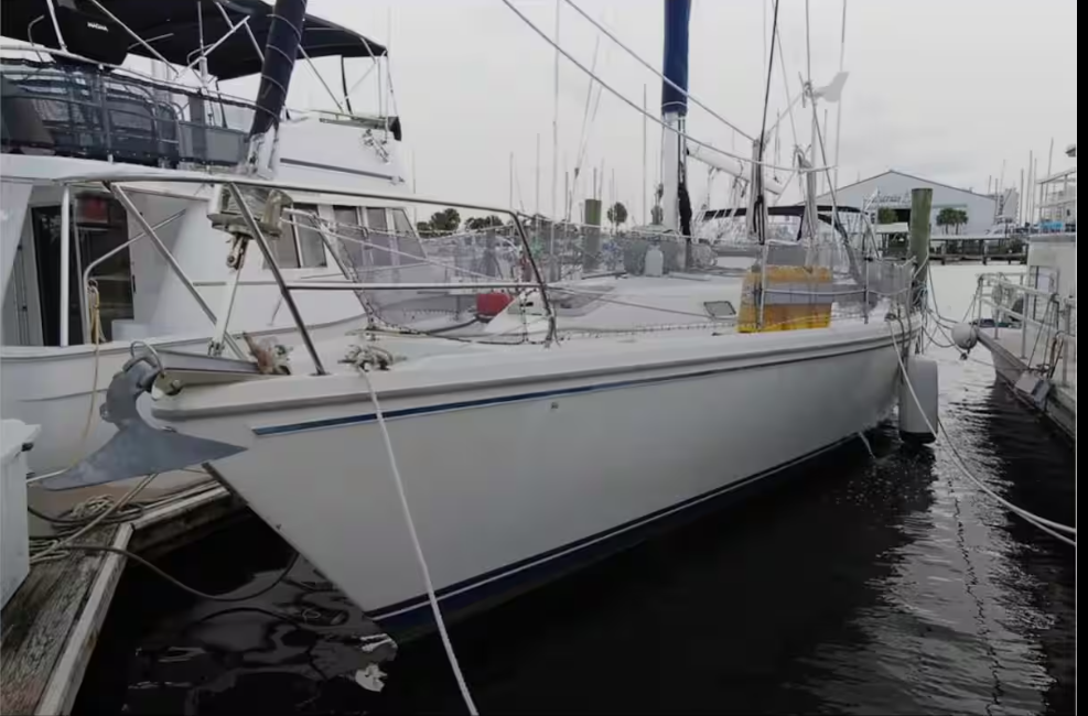 Lina cumownicza i szpring – jak dobrać i prawidłowo używać podczas cumowania jachtu?