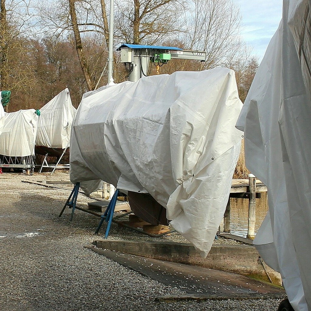 Kondensacja - jak poradzić sobie z wilgocią i parą wodną na łodzi? Praktyczny poradnik dla żeglarzy