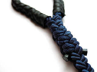 Jak dobrać liny cumownicze? Kompletny przewodnik dla żeglarzy i właścicieli łodzi motorowych